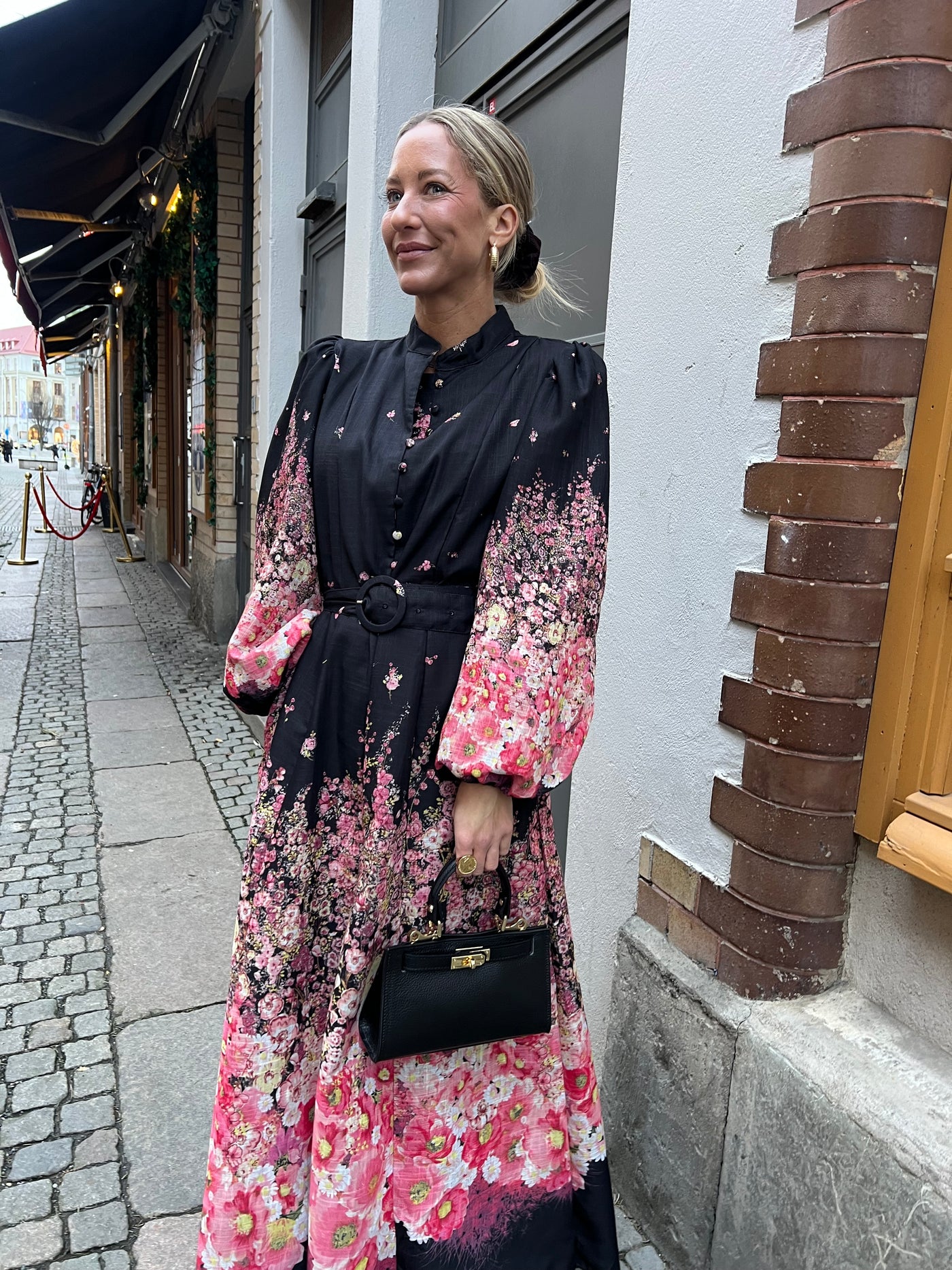 Audrey flower black dress