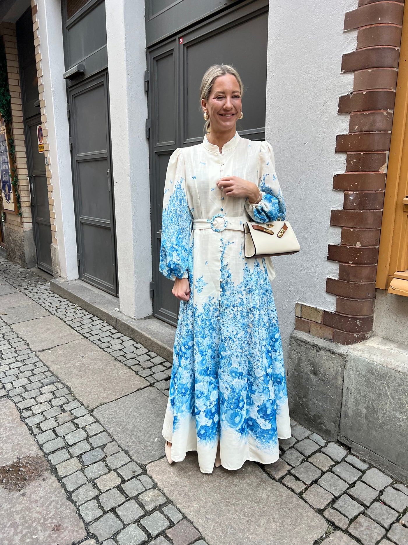 Audrey flower blue dress