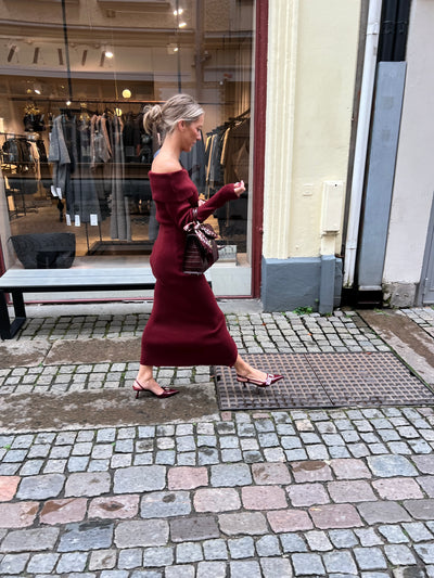 Rosie dress vinröd