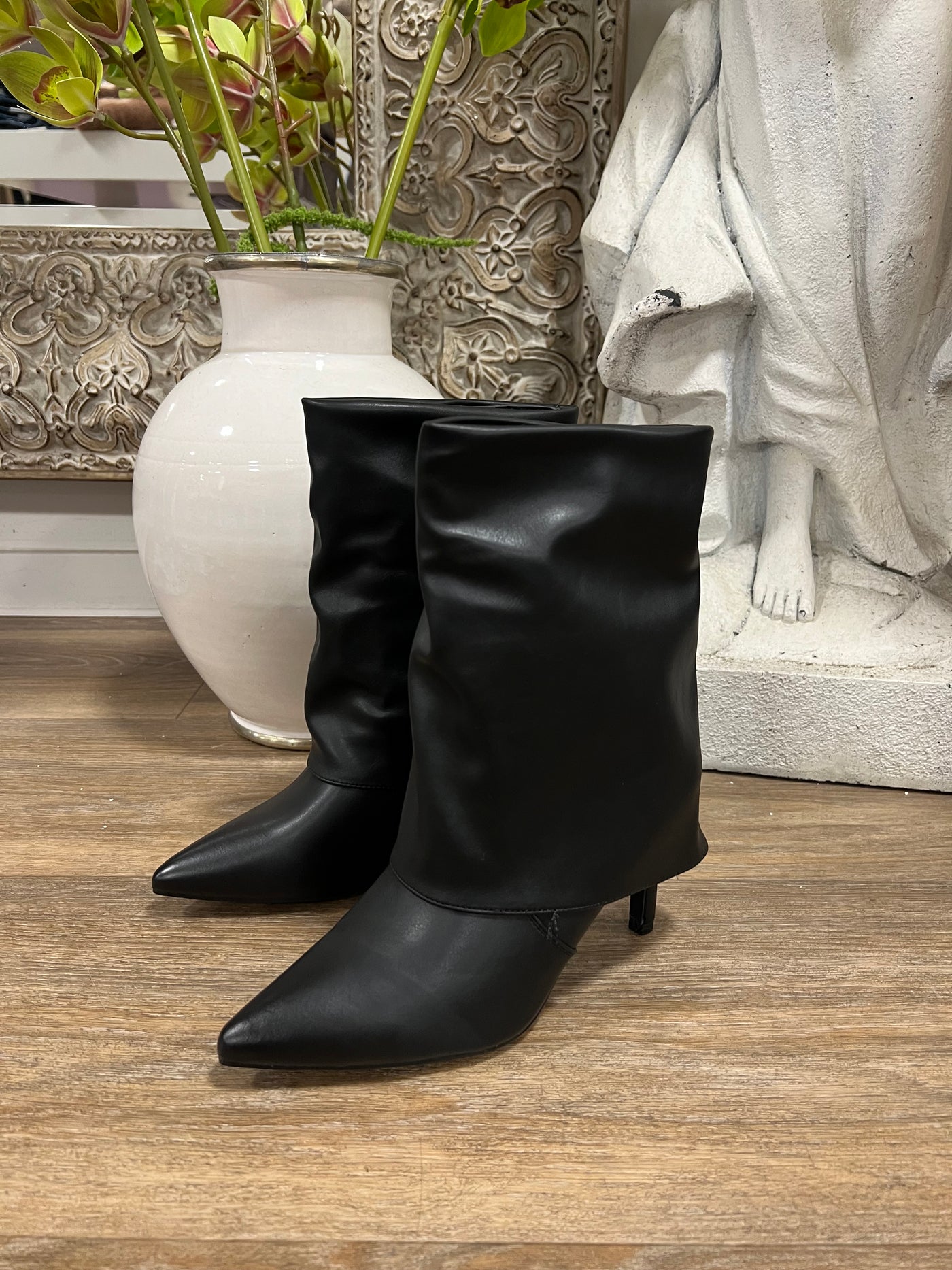 Johanna lowboots Black