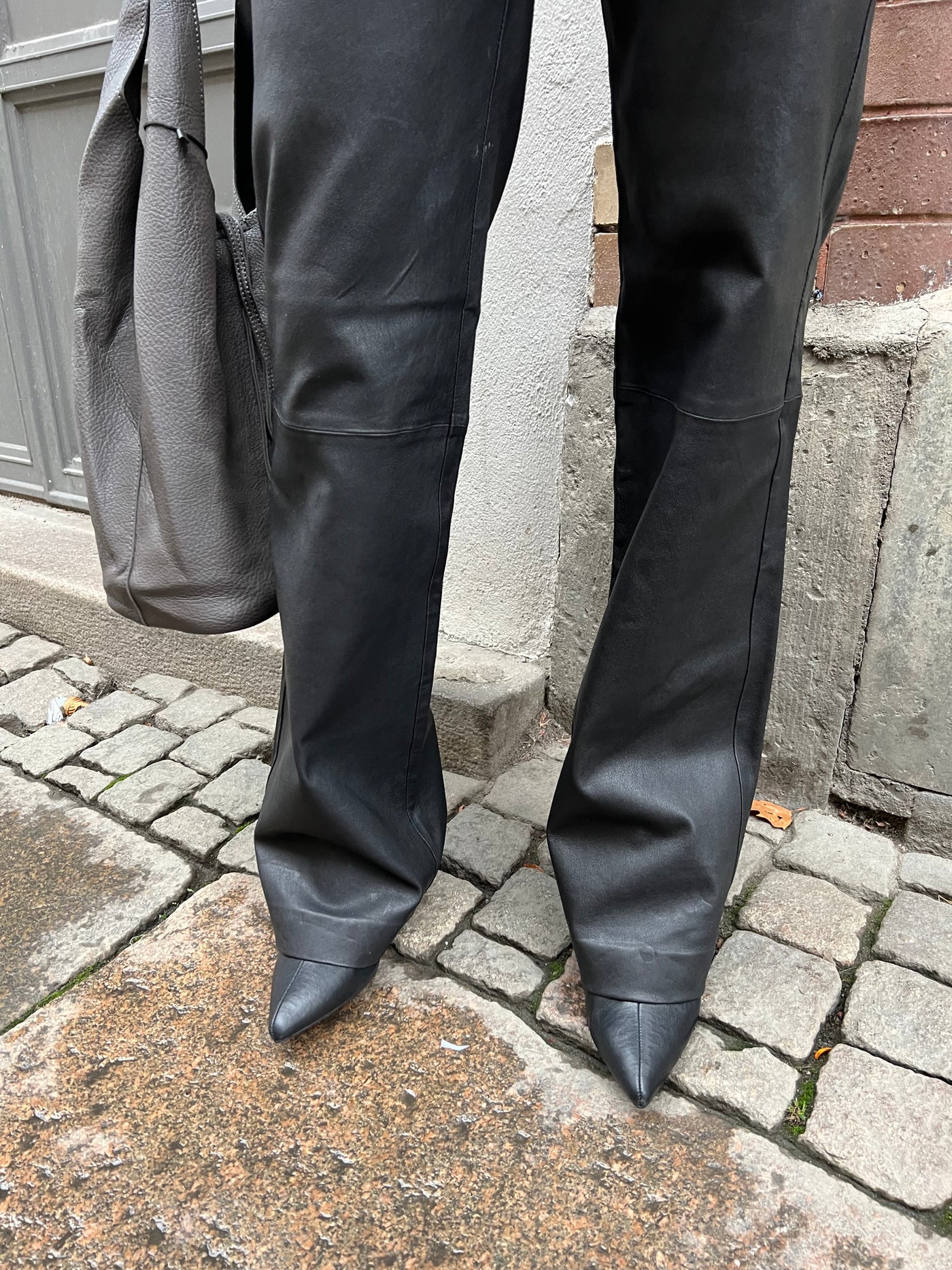 Leoncc leather flare pants black