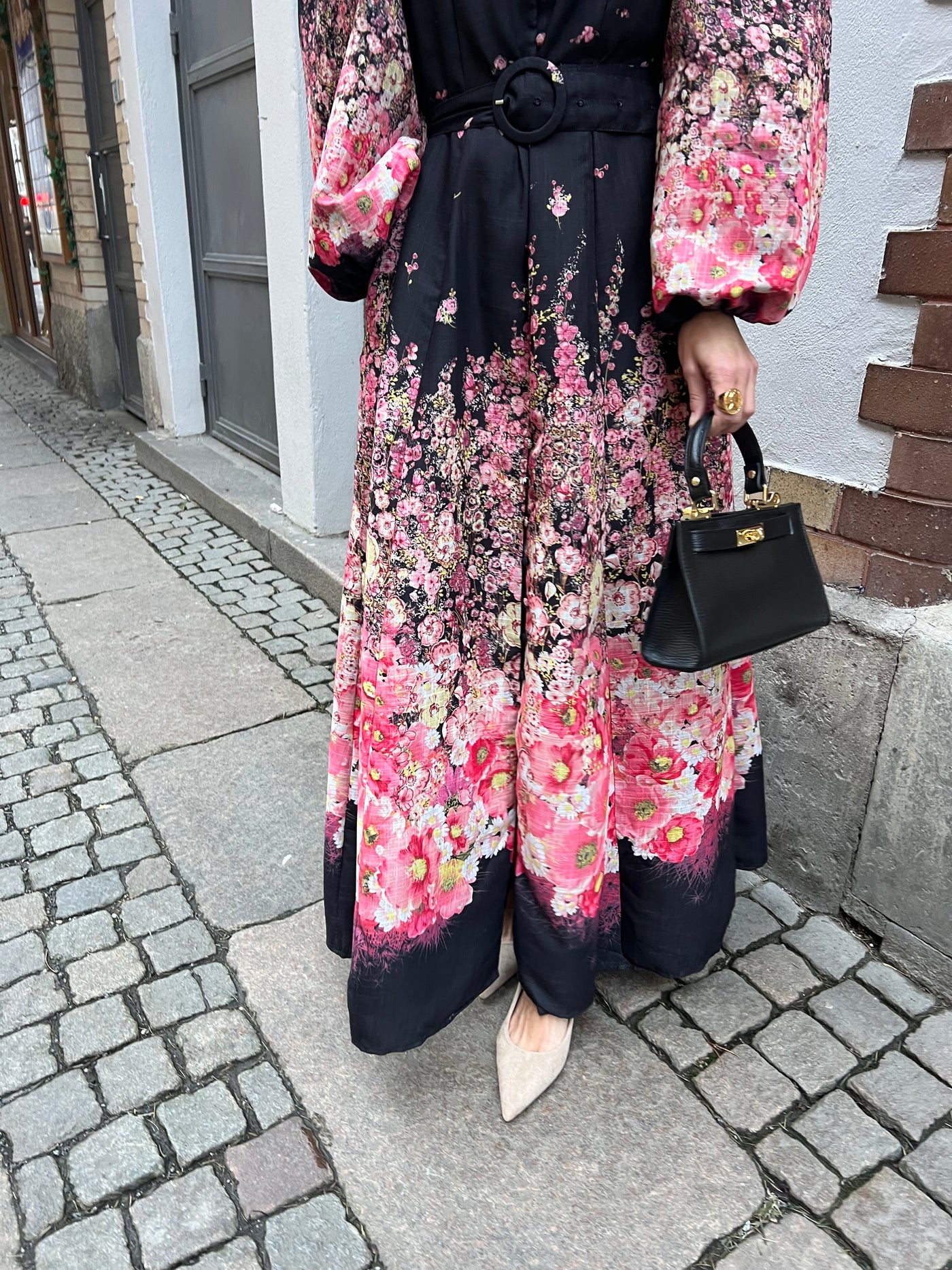 Audrey flower black dress