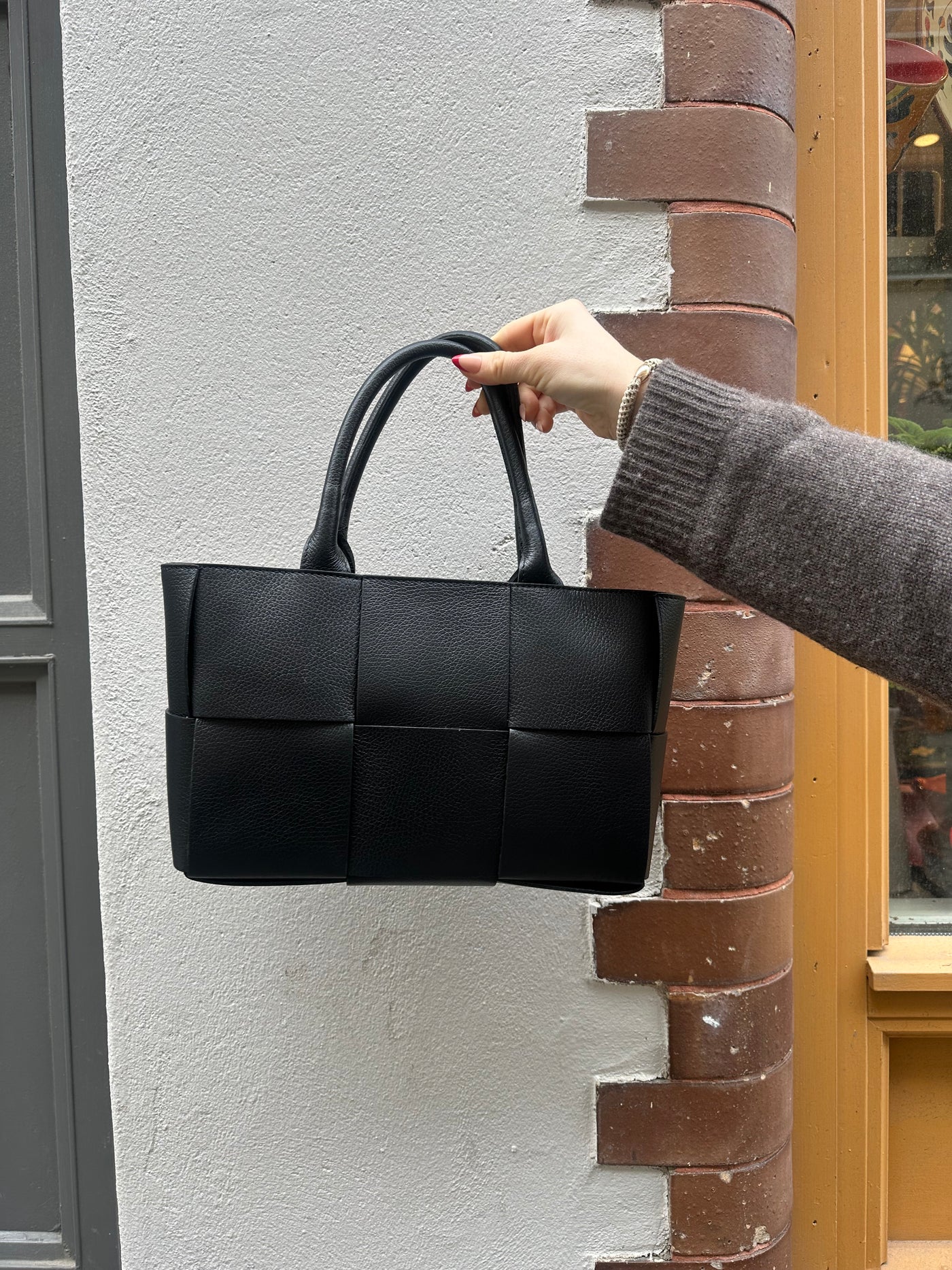 Vera bag flätad Svart