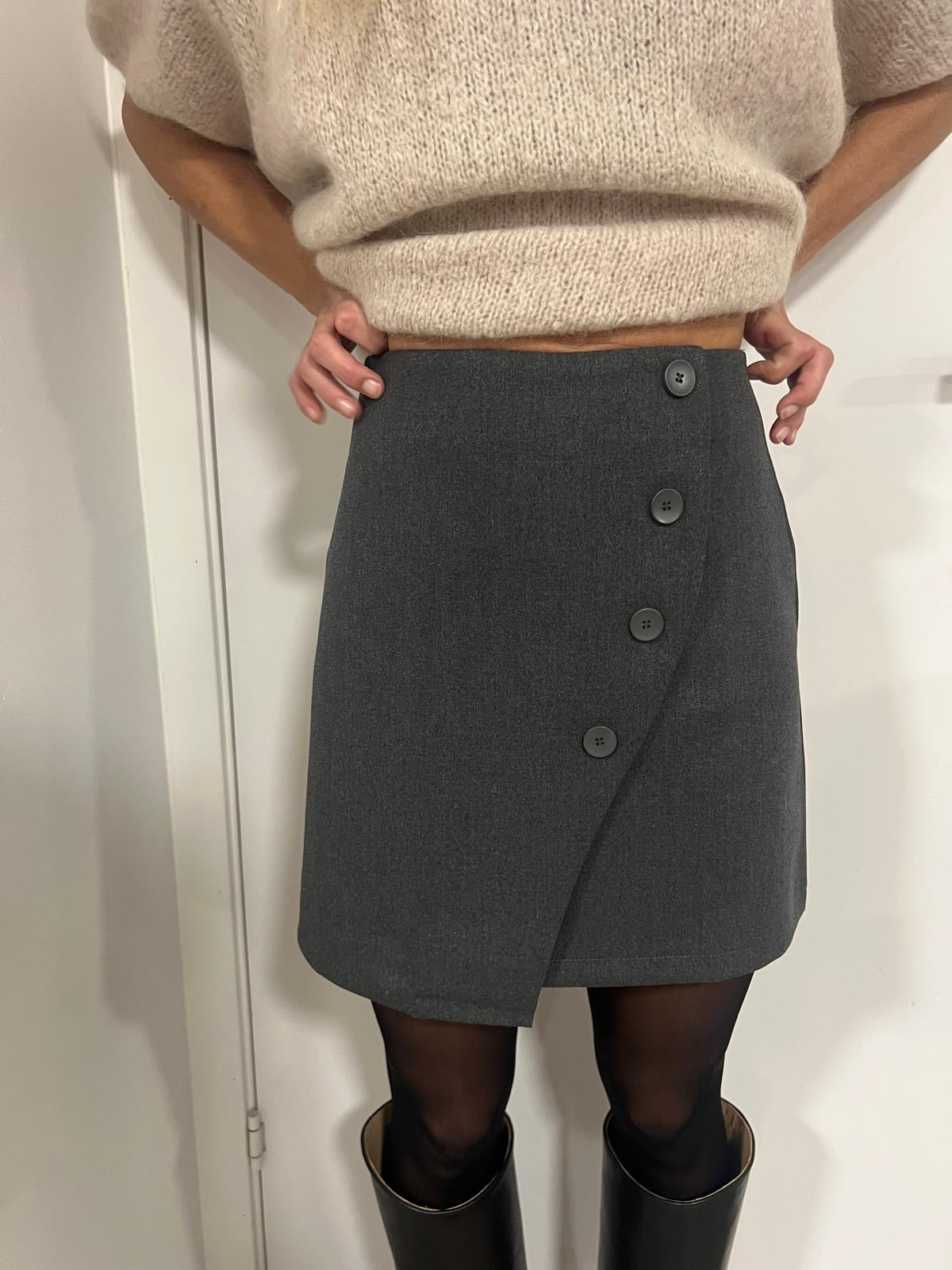 Sassi bottom skirt grey